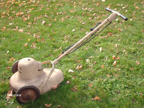 Electric Lawnmower